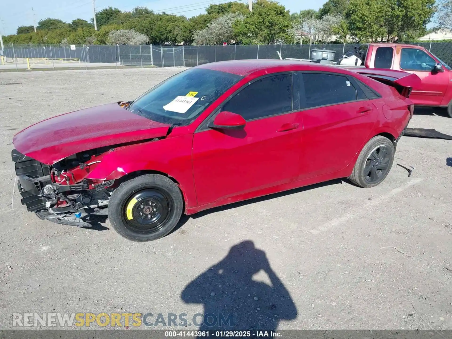 2 Photograph of a damaged car 5NPLS4AG7MH005232 HYUNDAI ELANTRA 2021