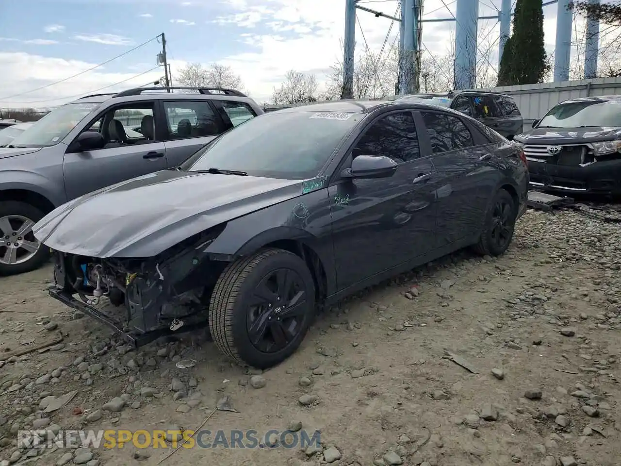1 Photograph of a damaged car 5NPLS4AG7MH008292 HYUNDAI ELANTRA 2021