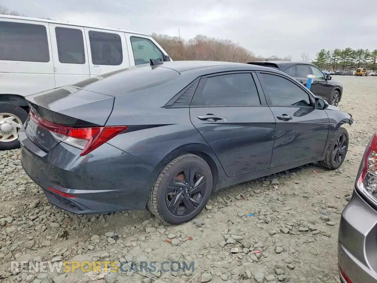 3 Photograph of a damaged car 5NPLS4AG7MH008292 HYUNDAI ELANTRA 2021
