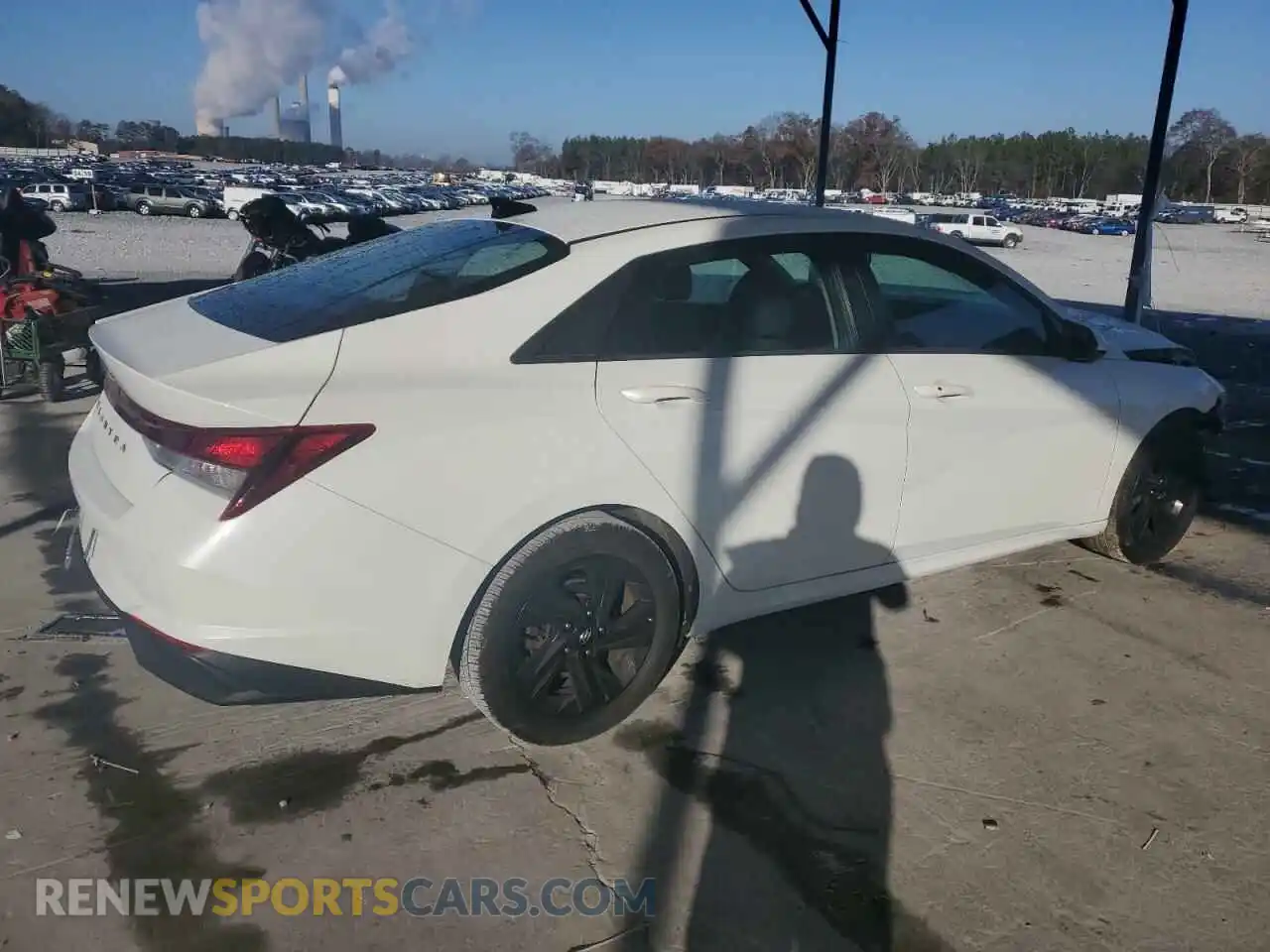 3 Photograph of a damaged car 5NPLS4AG7MH030924 HYUNDAI ELANTRA 2021