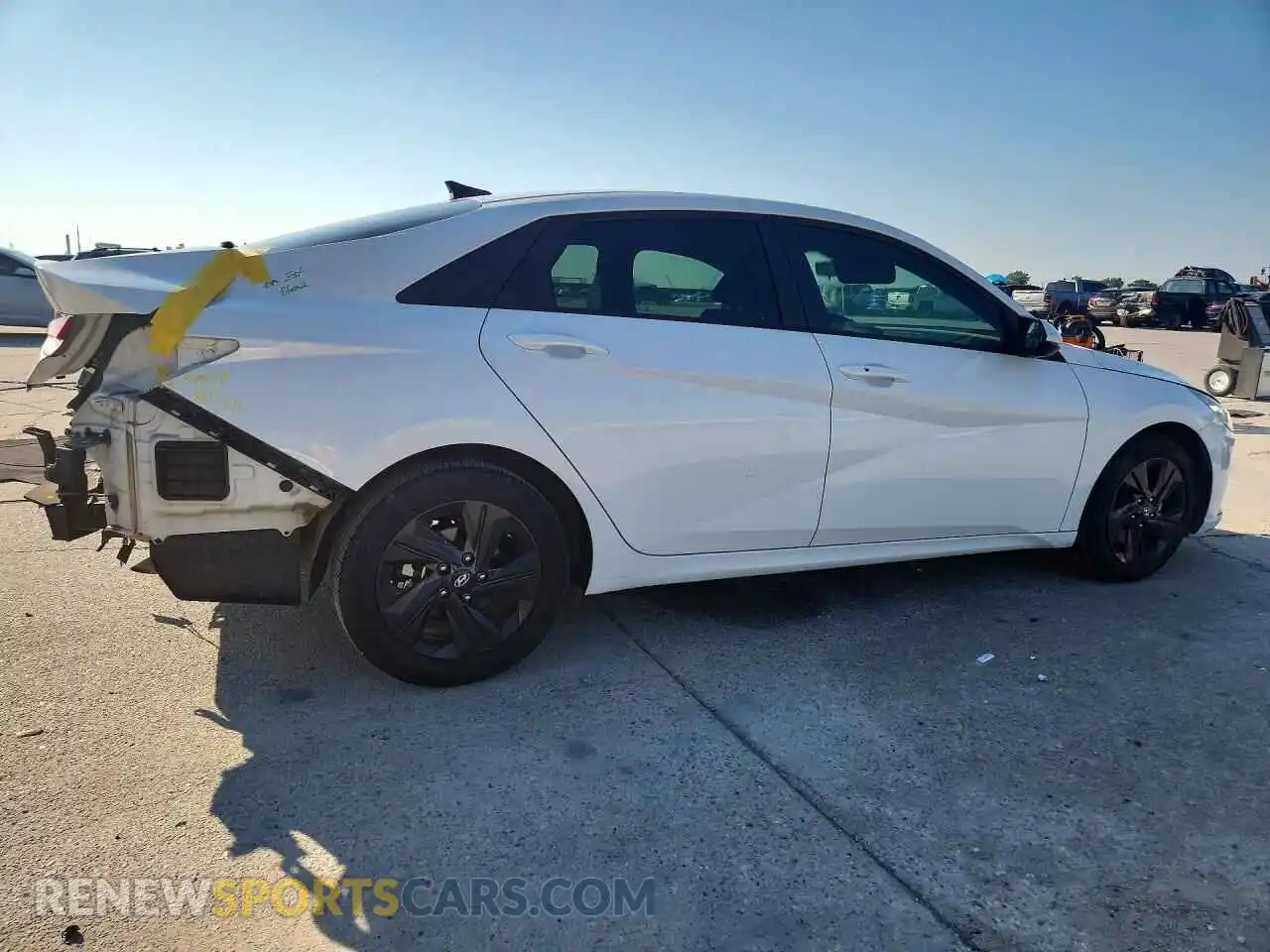 3 Photograph of a damaged car 5NPLS4AG9MH004194 HYUNDAI ELANTRA 2021