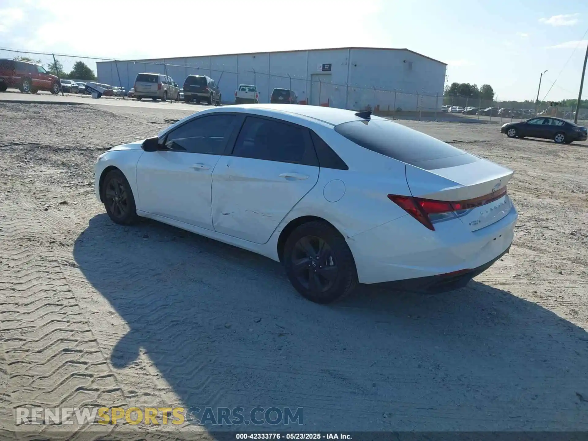 3 Photograph of a damaged car 5NPLS4AG9MH037230 HYUNDAI ELANTRA 2021