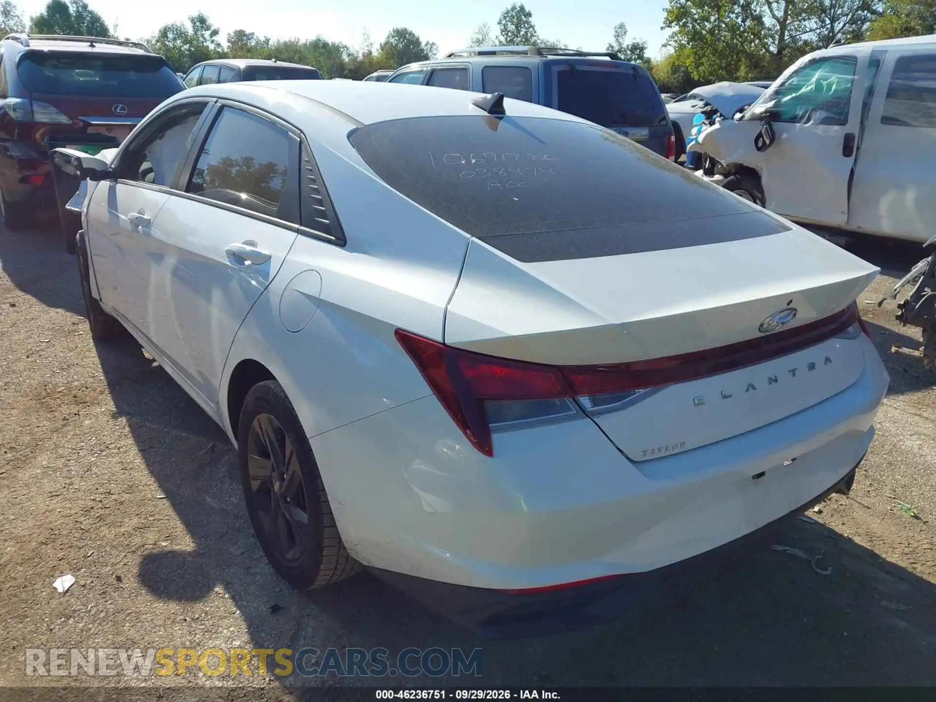 3 Photograph of a damaged car 5NPLS4AG9MH038474 HYUNDAI ELANTRA 2021