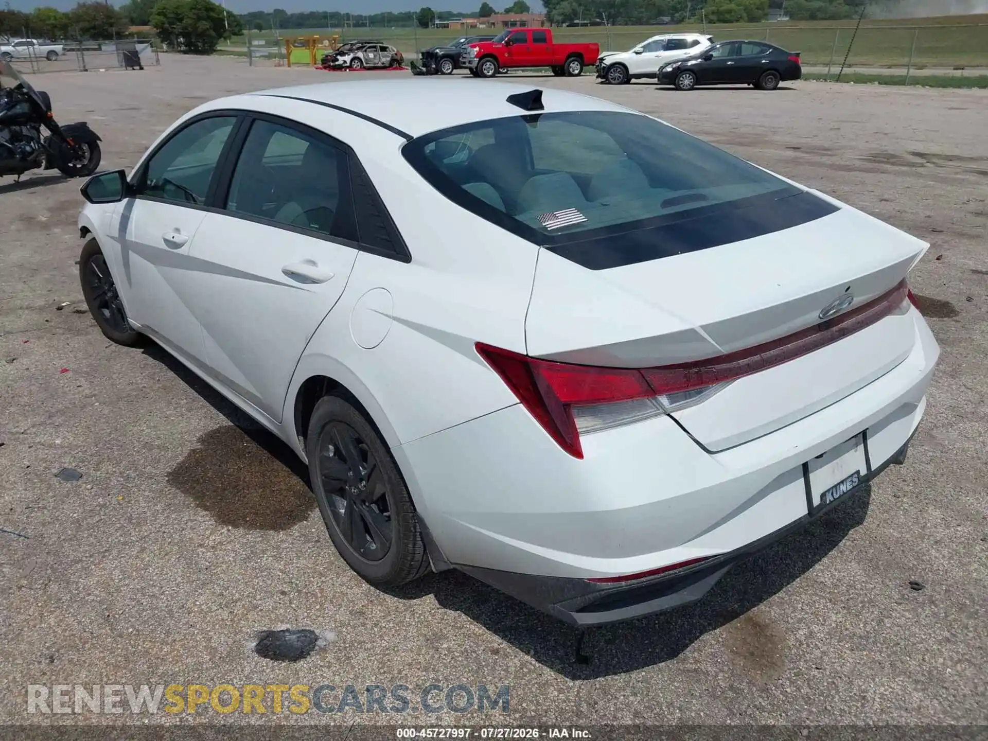 3 Фотография поврежденного автомобиля 5NPLS4AGXMH031324 HYUNDAI ELANTRA 2021
