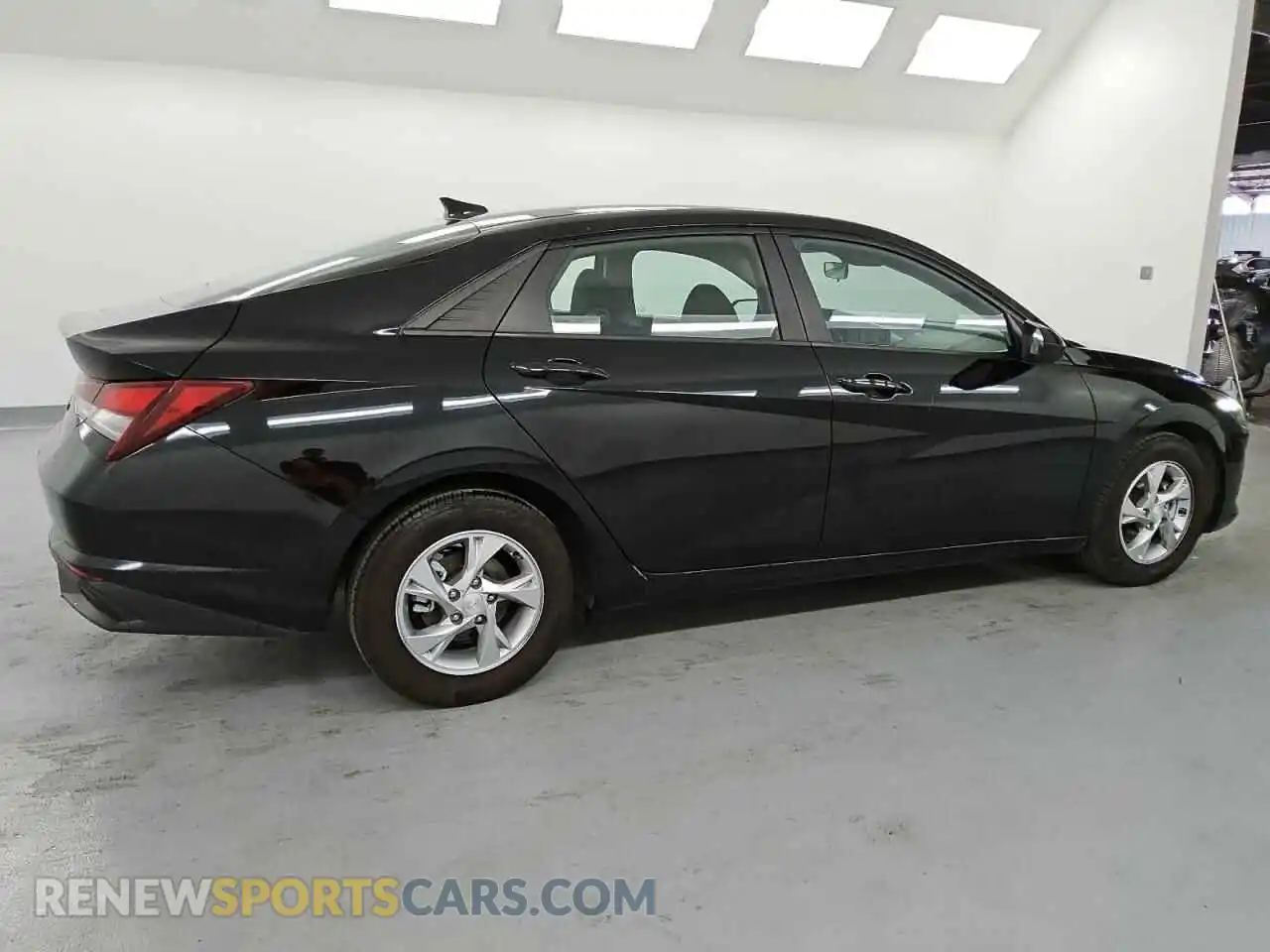 3 Photograph of a damaged car KMHLL4AG0MU213211 HYUNDAI ELANTRA 2021