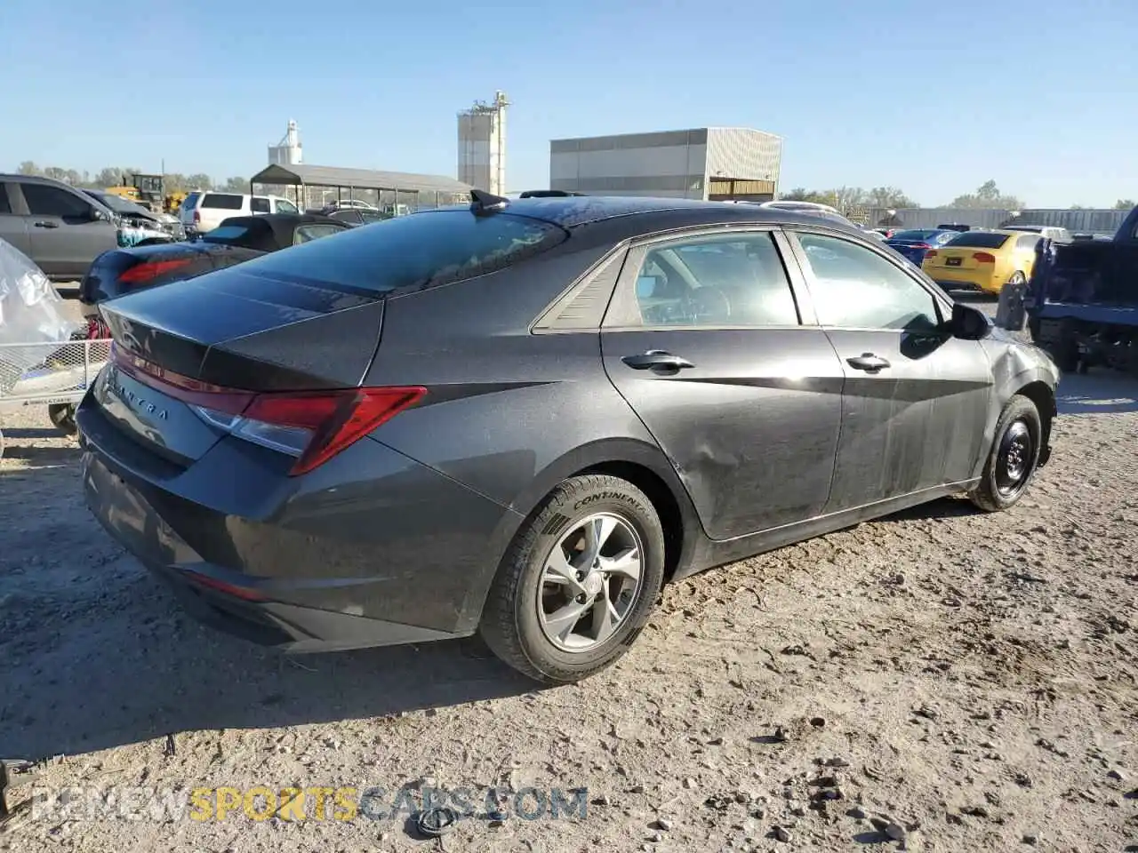 3 Photograph of a damaged car 5NPLL4AG4NH073678 HYUNDAI ELANTRA 2022