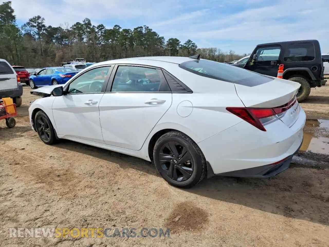 2 Photograph of a damaged car 5NPLM4AG3NH059929 HYUNDAI ELANTRA 2022