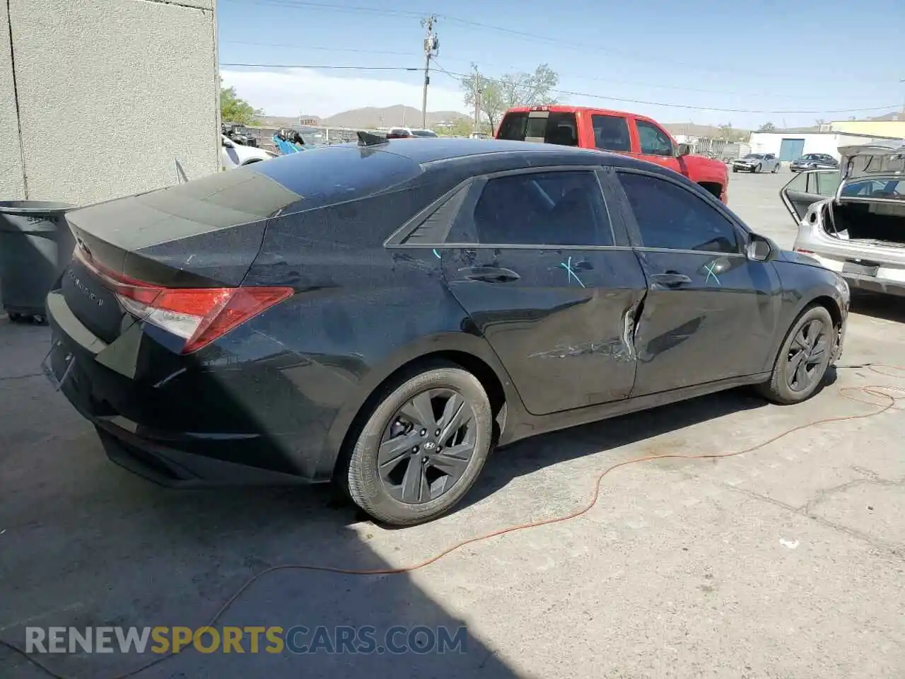 3 Photograph of a damaged car 5NPLM4AG1PH113473 HYUNDAI ELANTRA 2023