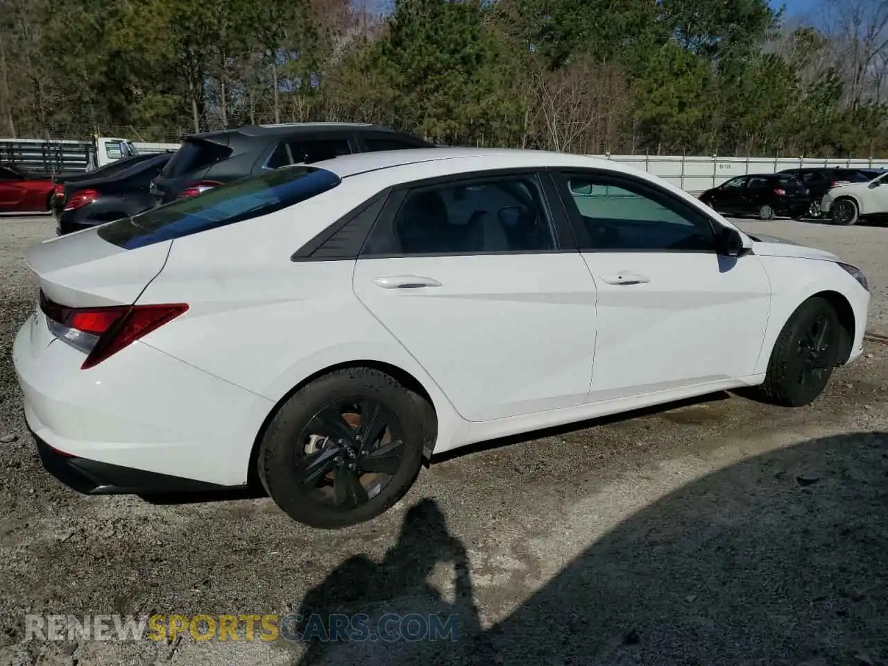 3 fotografías del automóvil dañado 5NPLM4AG2PH101445 HYUNDAI ELANTRA 2023