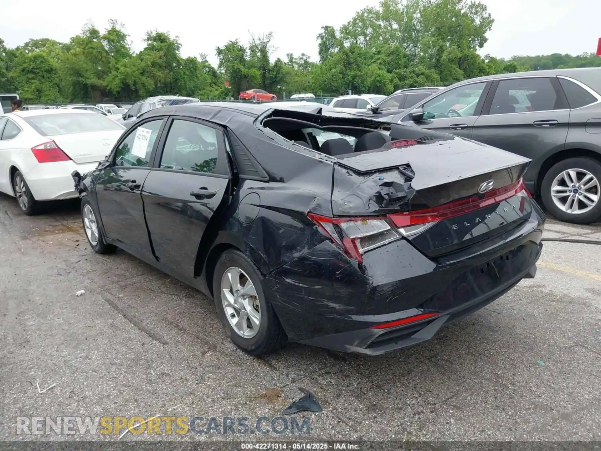 3 Photograph of a damaged car KMHLL4AG9PU629570 HYUNDAI ELANTRA 2023