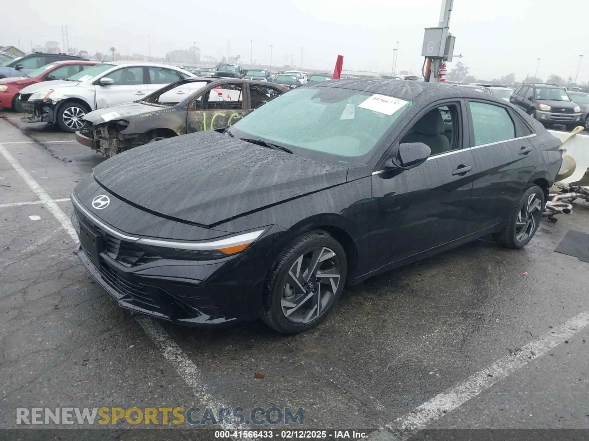 2 Photograph of a damaged car KMHLS4DG2RU792174 HYUNDAI ELANTRA 2024