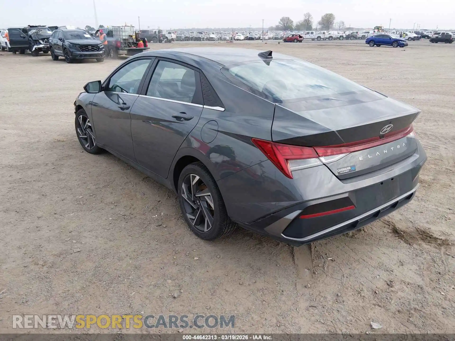 3 Фотография поврежденного автомобиля KMHLS4DG5RU824776 HYUNDAI ELANTRA 2024