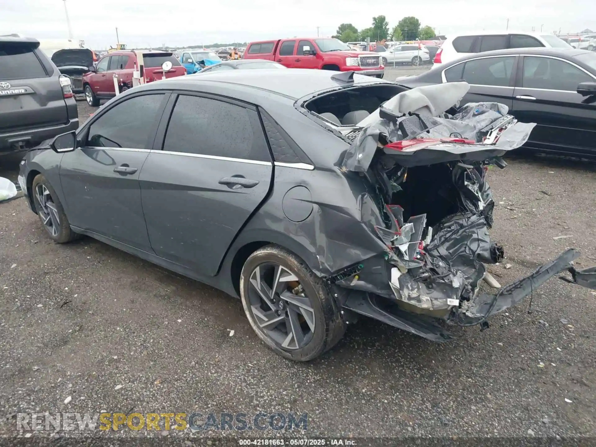 3 Photograph of a damaged car KMHLS4DG7RU822284 HYUNDAI ELANTRA 2024