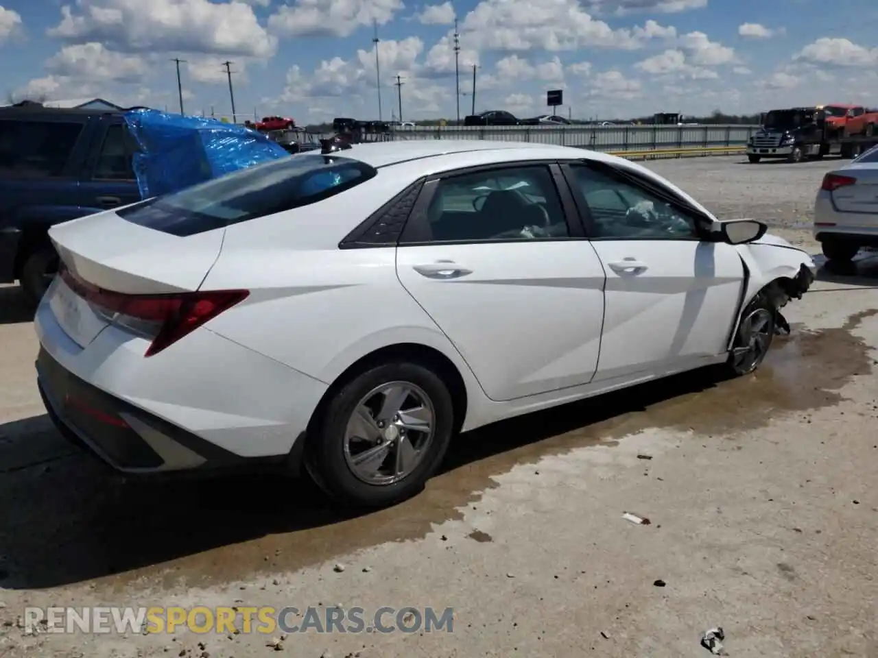 3 Photograph of a damaged car KMHLL4DG3SU915919 HYUNDAI ELANTRA 2025