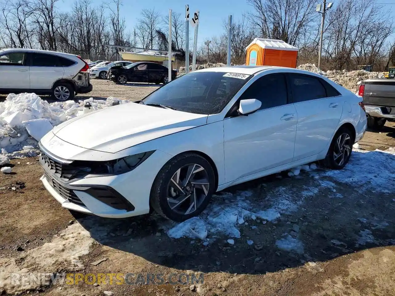 1 Photograph of a damaged car KMHLS4DG1SU858896 HYUNDAI ELANTRA 2025