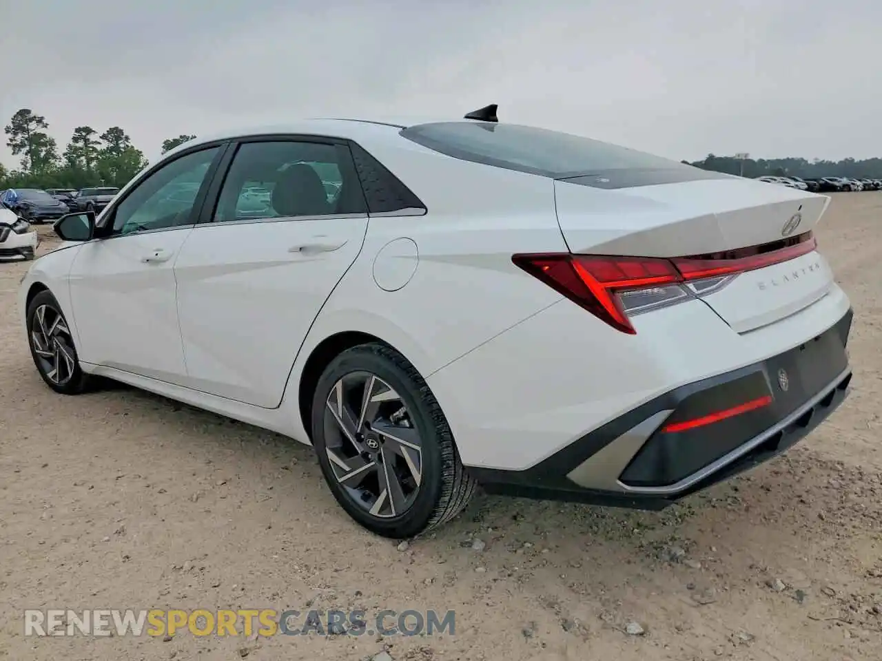 2 fotografías del automóvil dañado KMHLS4DG3SU894282 HYUNDAI ELANTRA 2025