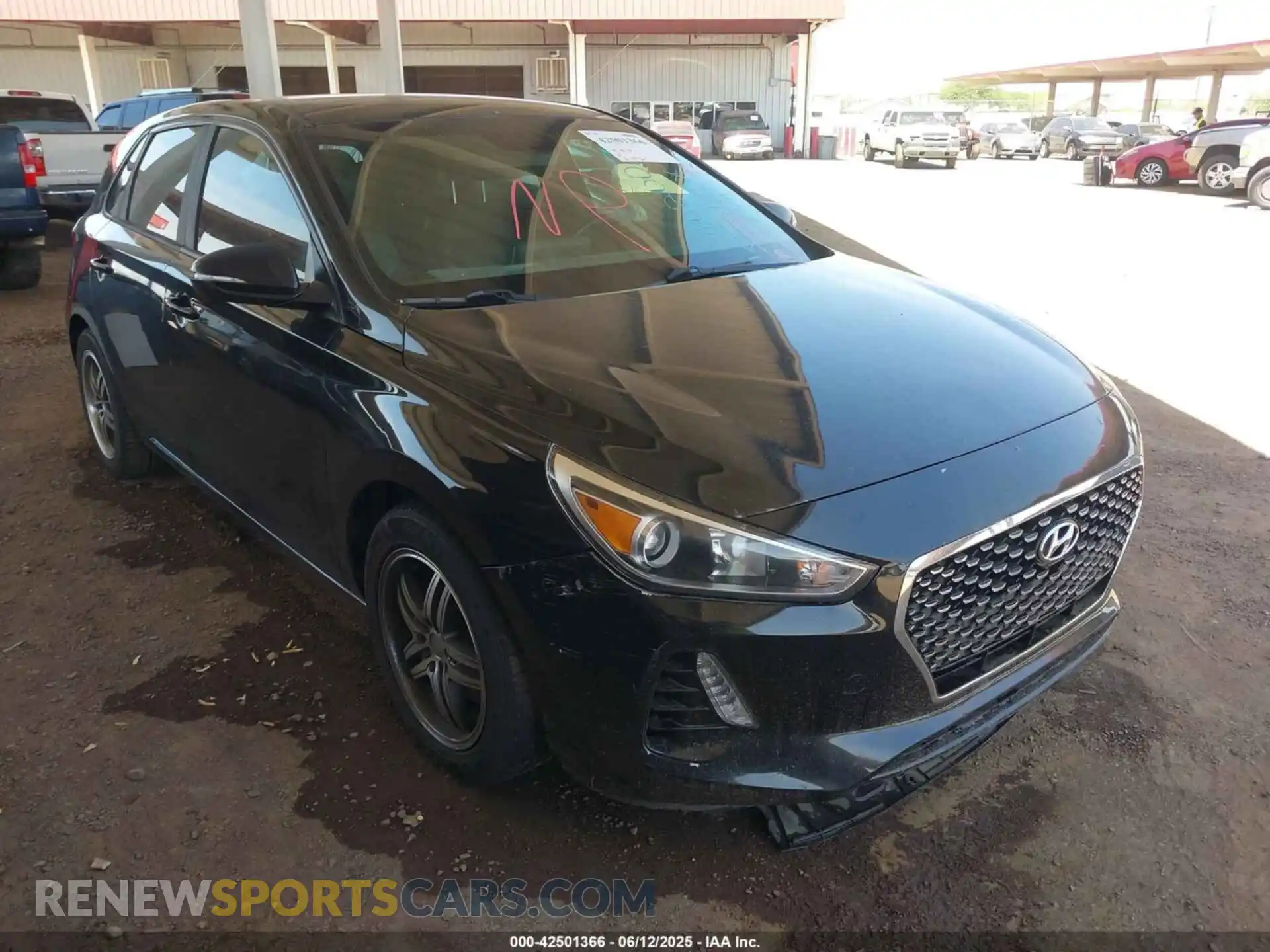 1 Фотография поврежденного автомобиля KMHH55LC9KU102007 HYUNDAI ELANTRA GT 2019