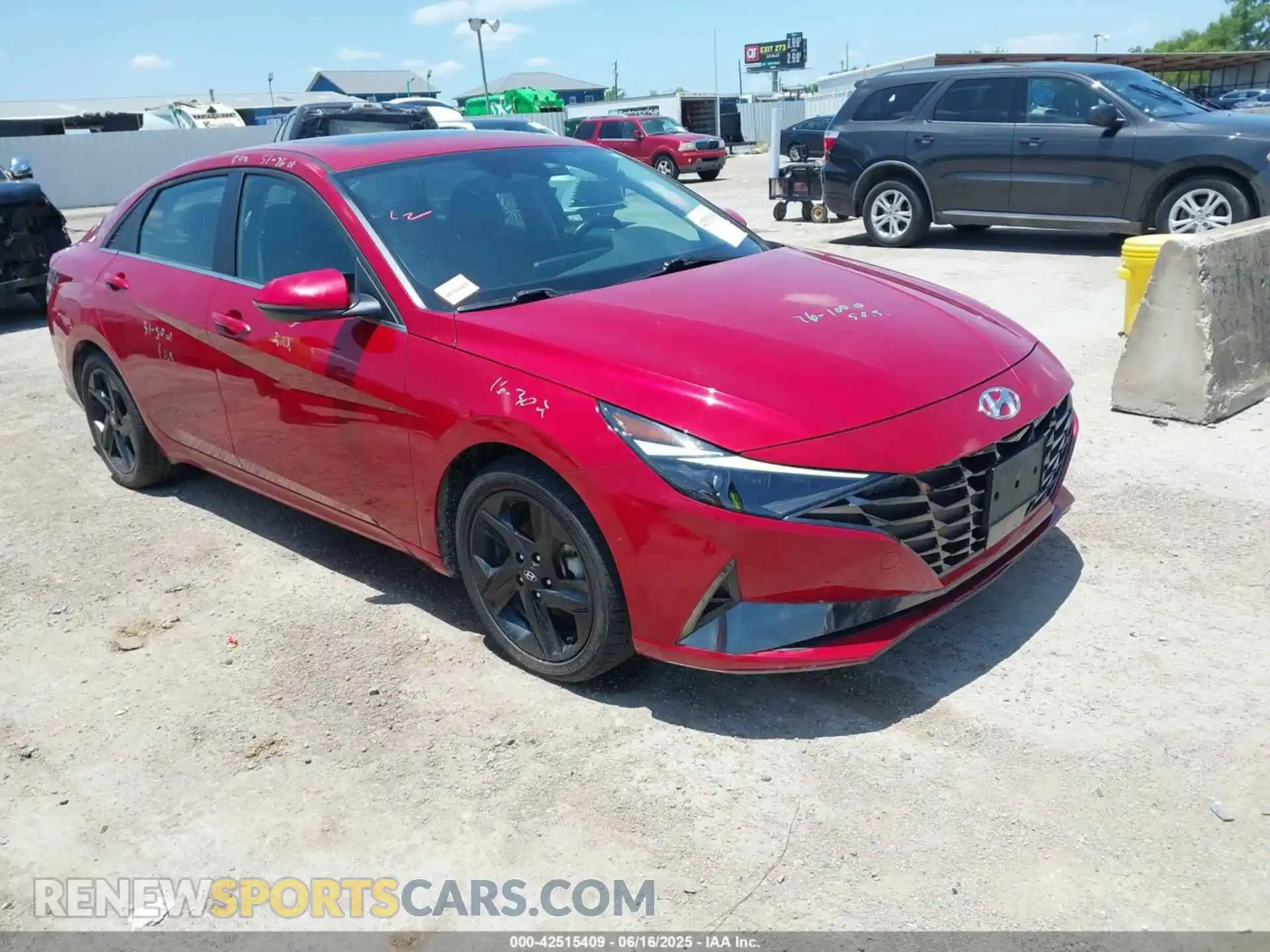 1 Photograph of a damaged car KMHLN4AJ4NU027744 HYUNDAI ELANTRA HYBRID 2022