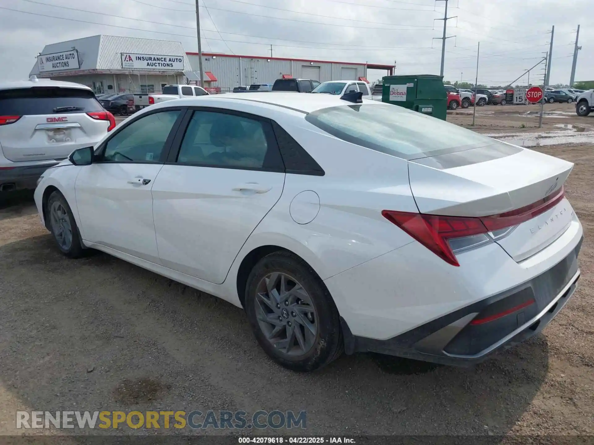 3 Photograph of a damaged car KMHLM4DJ0SU124482 HYUNDAI ELANTRA HYBRID 2025