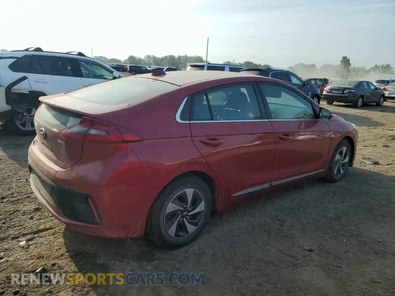3 Photograph of a damaged car KMHC75LC3KU116988 HYUNDAI IONIQ 2019