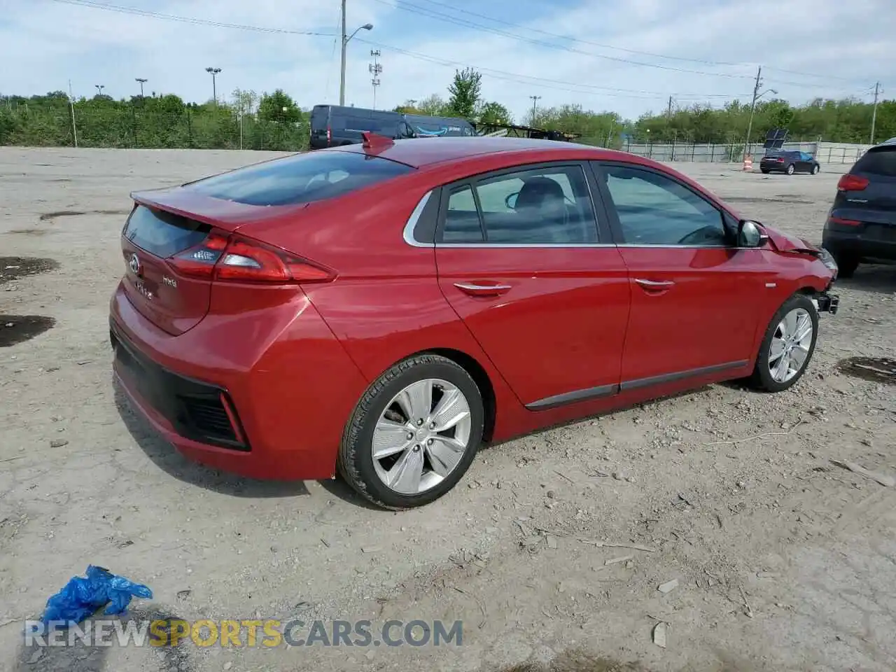 3 Photograph of a damaged car KMHC85LC4KU114647 HYUNDAI IONIQ 2019