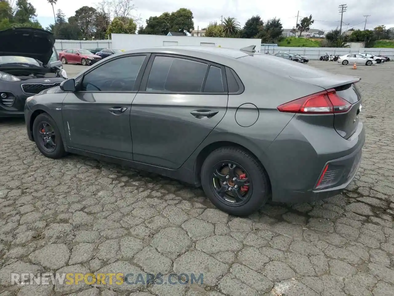 2 Photograph of a damaged car KMHC65LC2LU226385 HYUNDAI IONIQ 2020