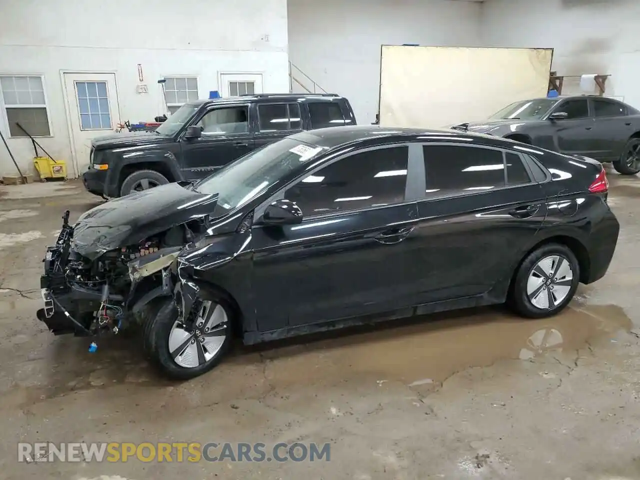 1 Photograph of a damaged car KMHC65LCXMU257756 HYUNDAI IONIQ 2021