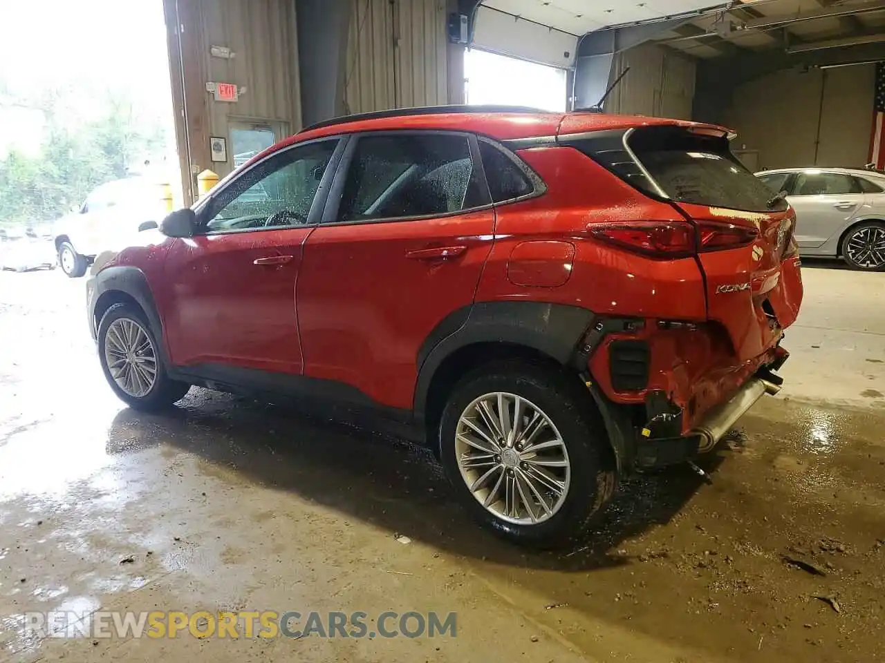 2 fotografías del automóvil dañado KM8K2CAAXMU718323 HYUNDAI KONA 2021