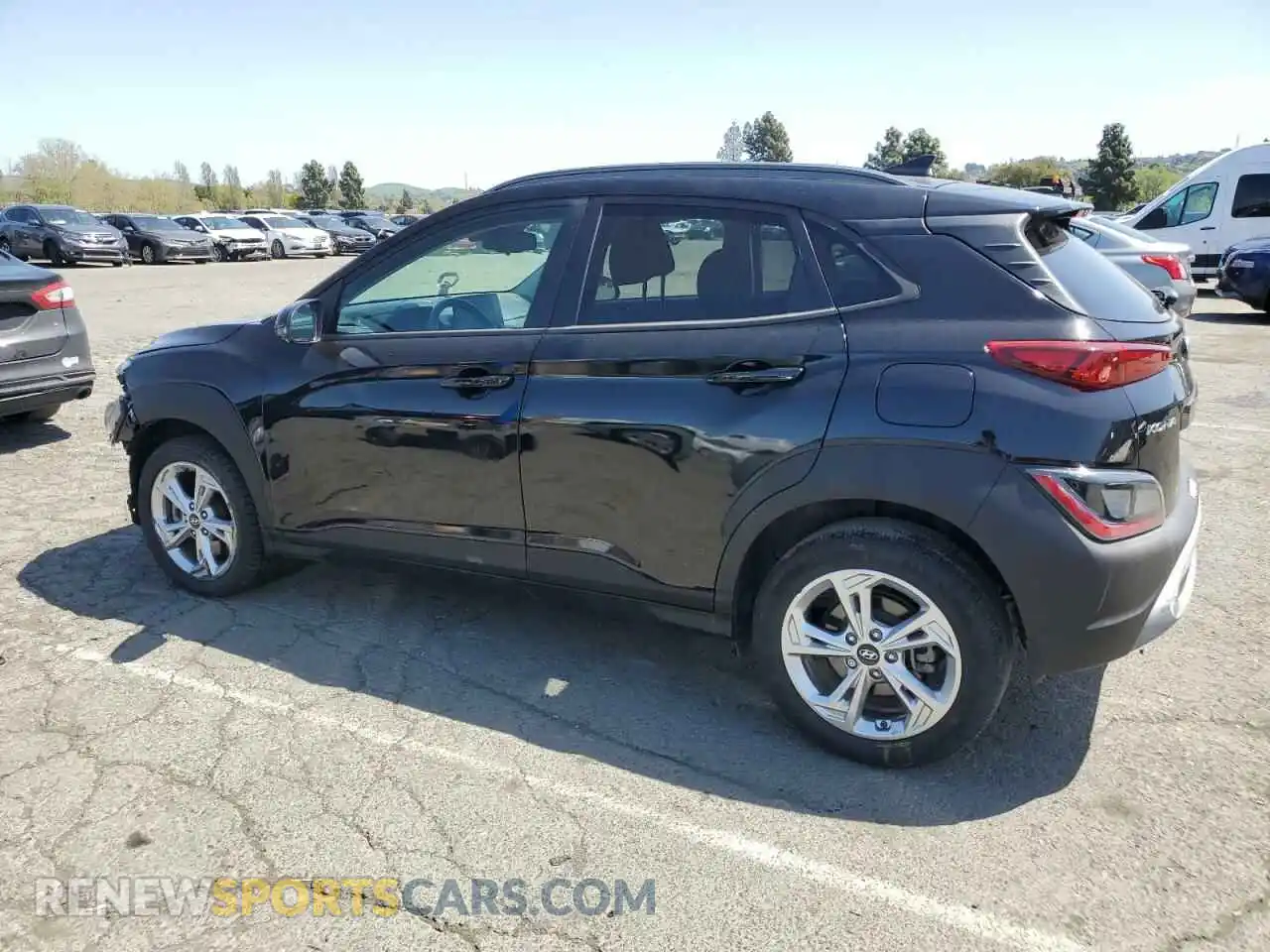 2 Photograph of a damaged car KM8K6CAB9NU856417 HYUNDAI KONA 2022