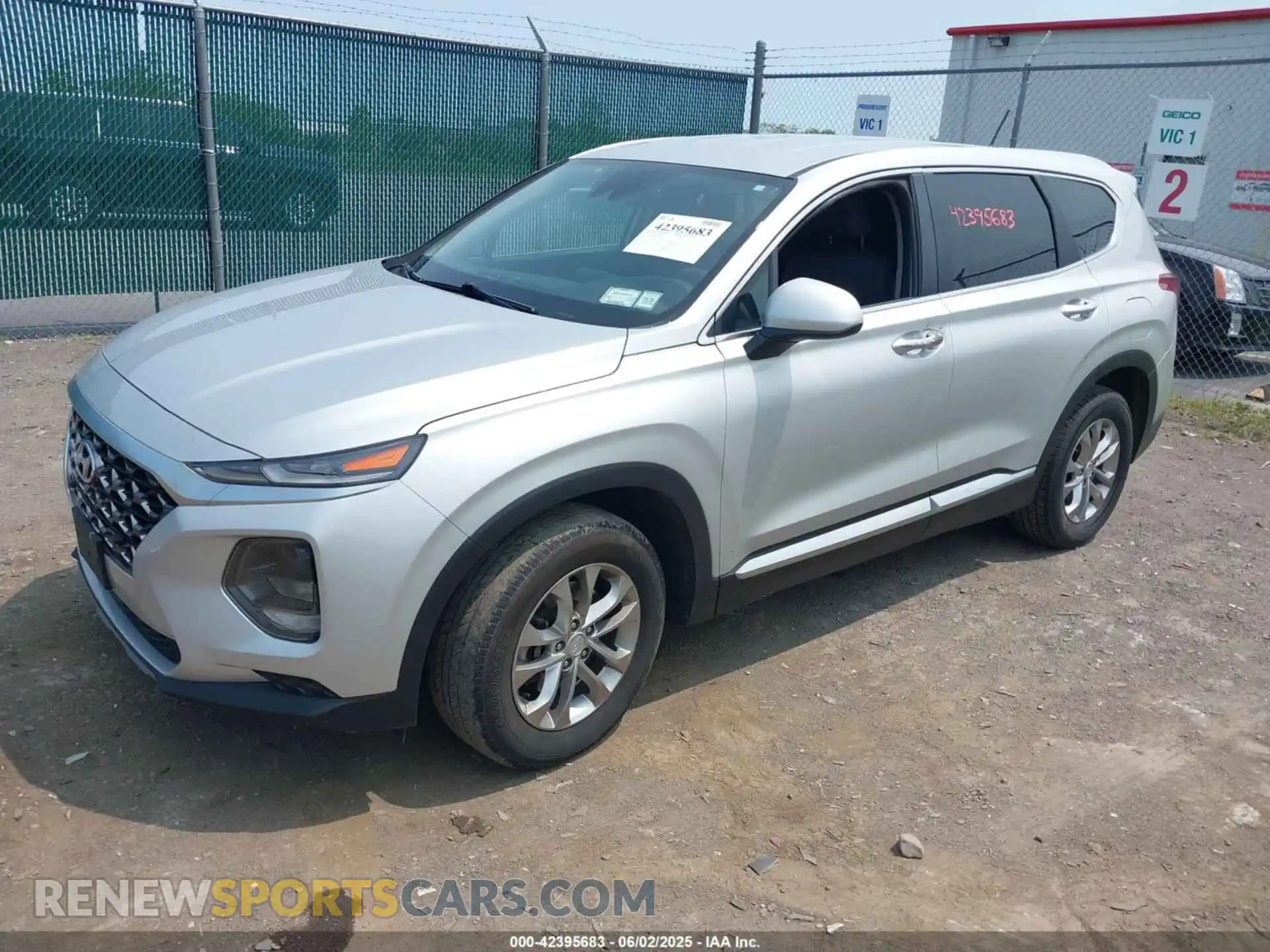 2 Photograph of a damaged car 5NMS2CAD2KH058961 HYUNDAI SANTA FE 2019