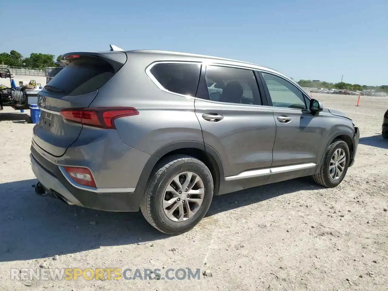 3 Photograph of a damaged car 5NMS33AD0KH128048 HYUNDAI SANTA FE 2019