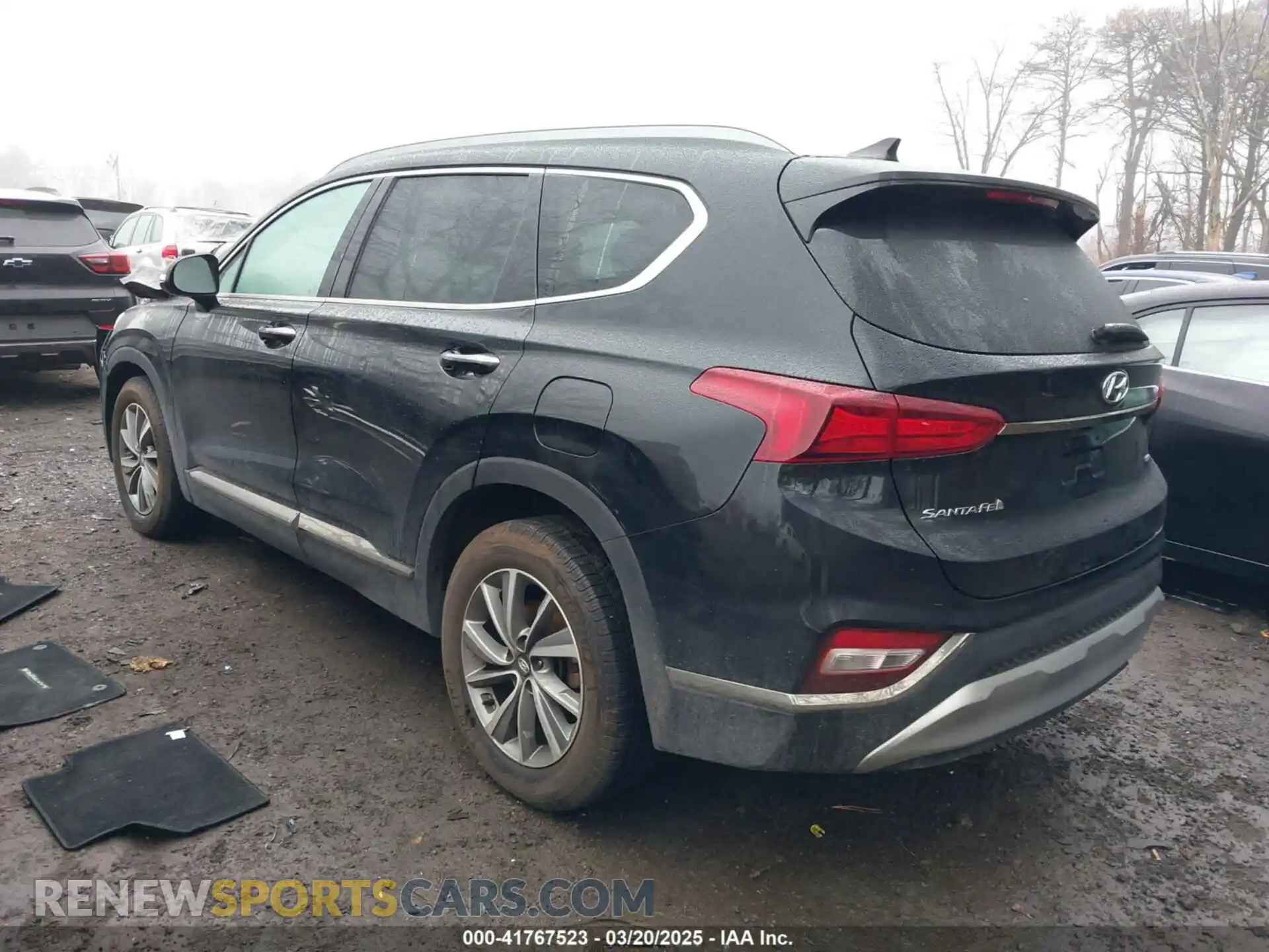 3 Photograph of a damaged car 5NMS5CAD8KH078588 HYUNDAI SANTA FE 2019