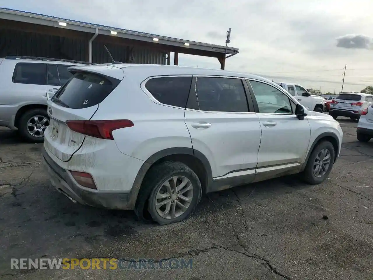 3 Photograph of a damaged car 5NMS2CAD3LH244428 HYUNDAI SANTA FE 2020