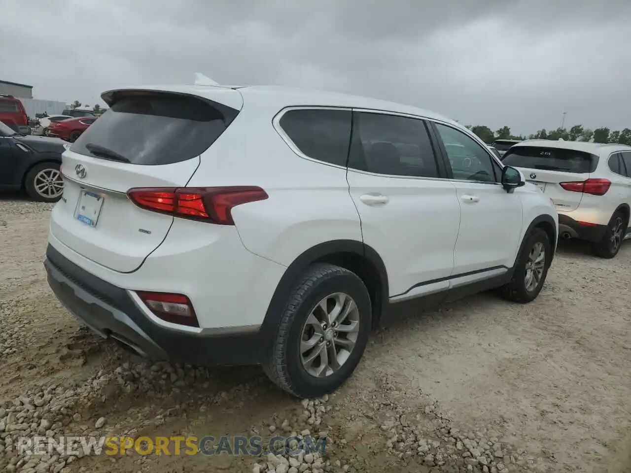 3 Photograph of a damaged car 5NMS3CAD2LH219520 HYUNDAI SANTA FE 2020