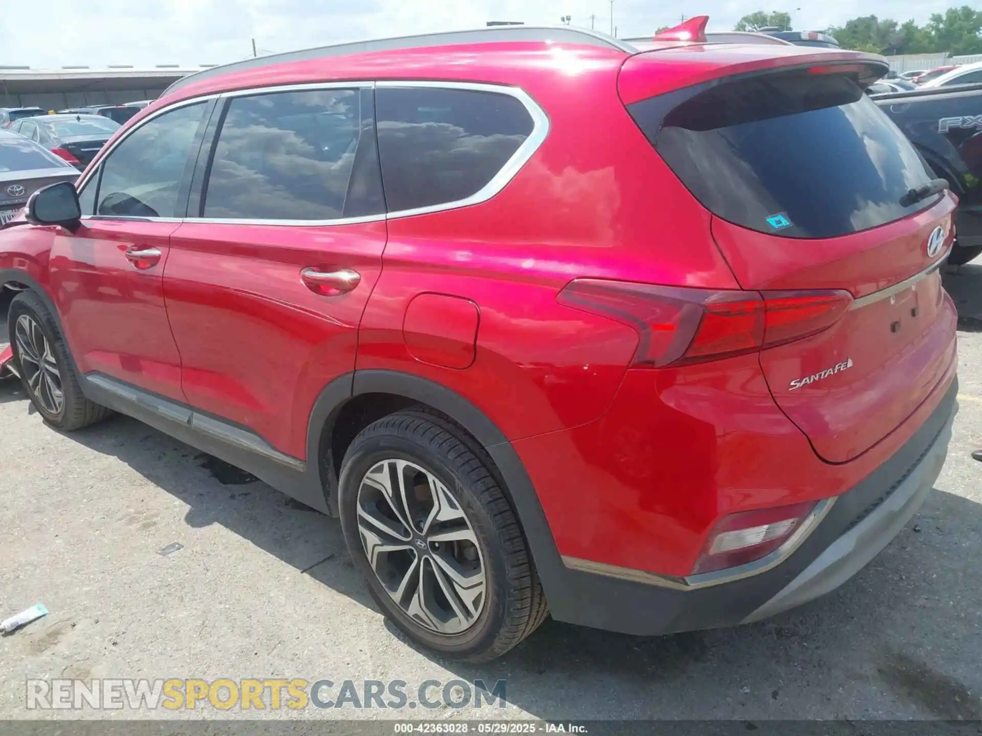 3 Photograph of a damaged car 5NMS53AA2LH201468 HYUNDAI SANTA FE 2020