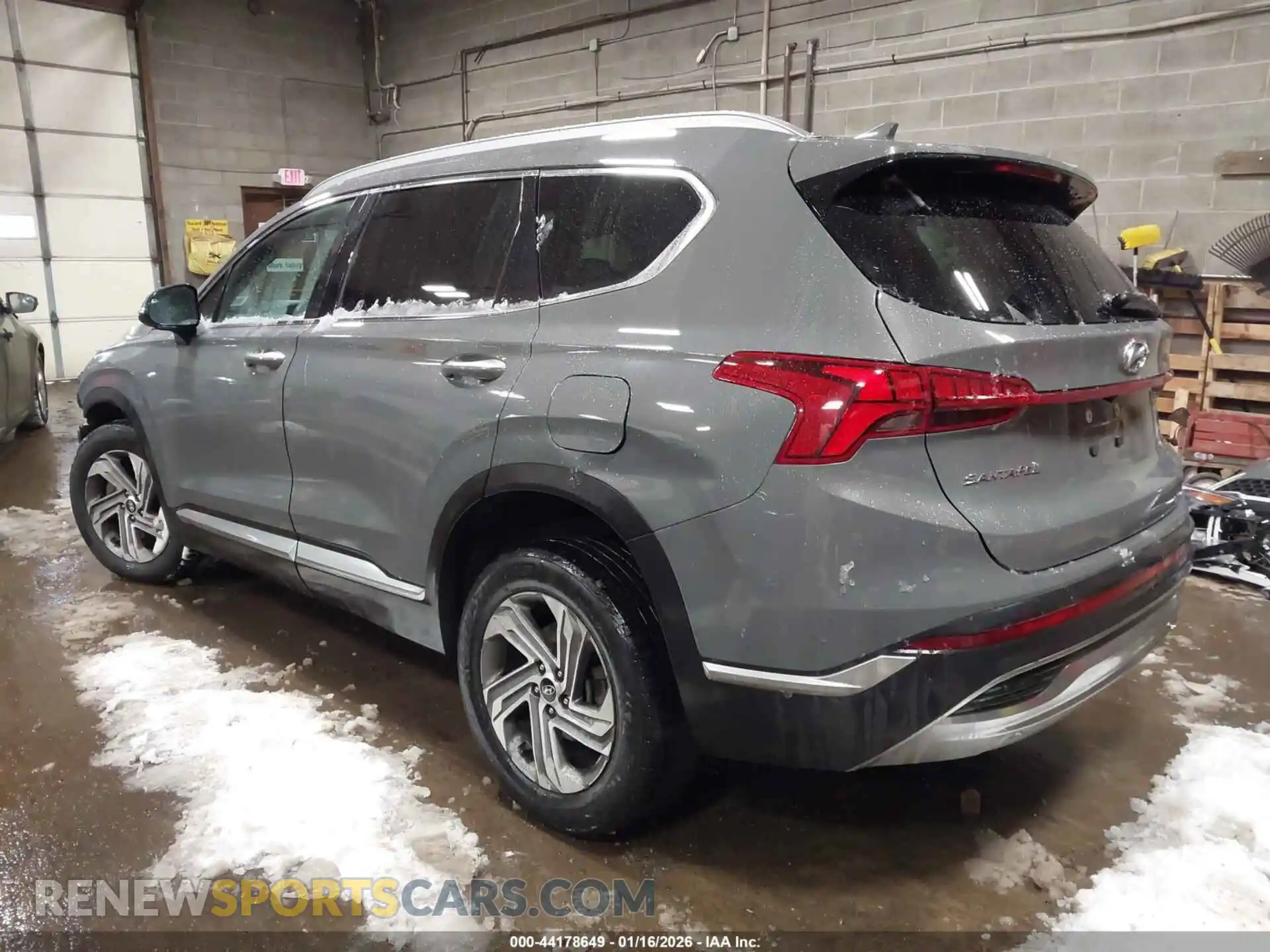 3 Photograph of a damaged car 5NMS3DAJ2MH320988 HYUNDAI SANTA FE 2021