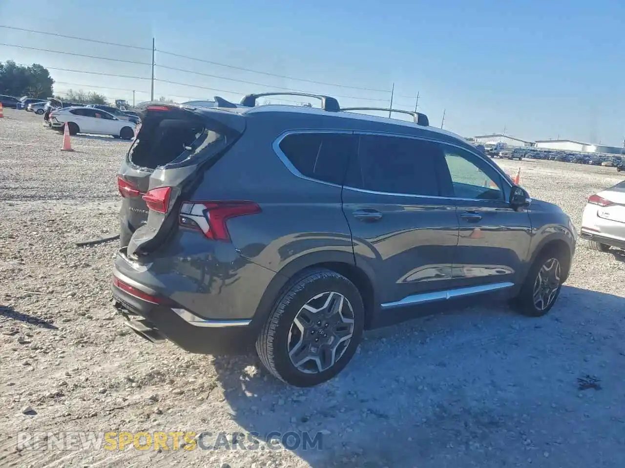 3 Photograph of a damaged car 5NMS44AL6NH428952 HYUNDAI SANTA FE 2022