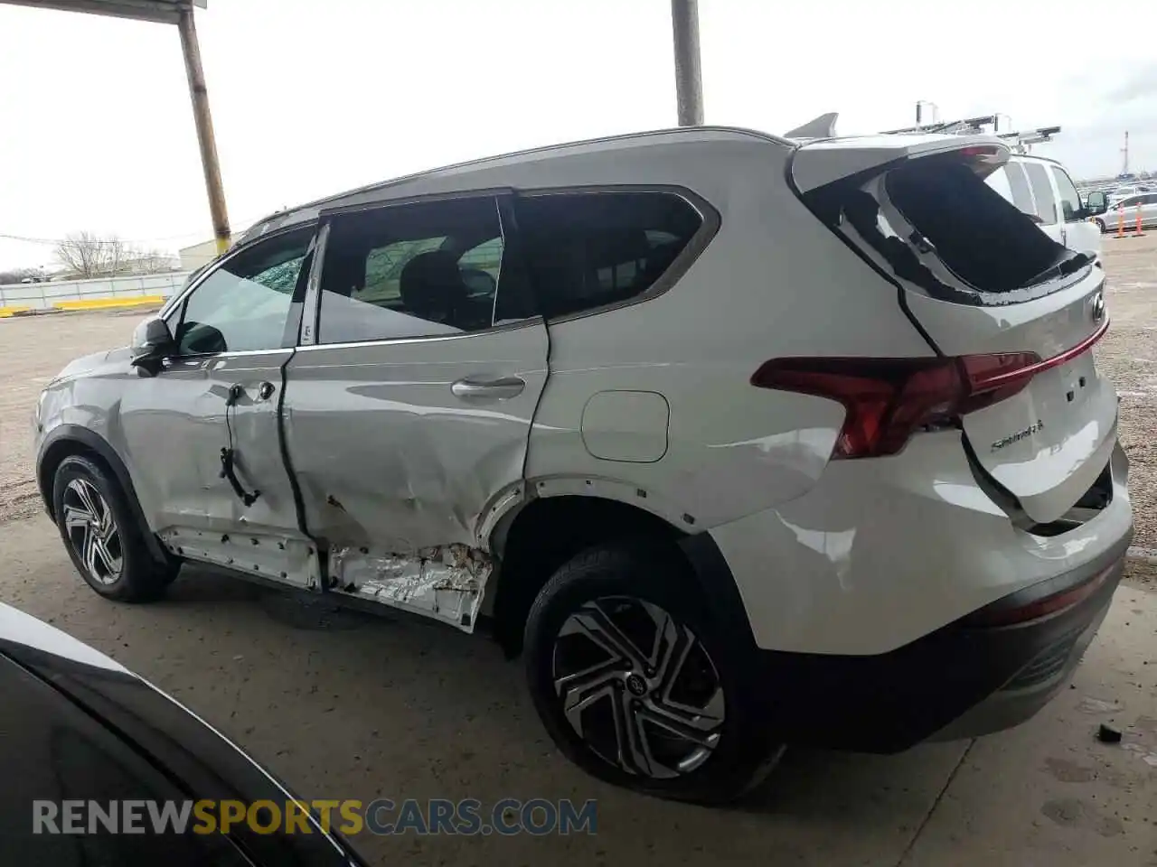 2 Photograph of a damaged car 5NMS2DAJ3PH598564 HYUNDAI SANTA FE 2023