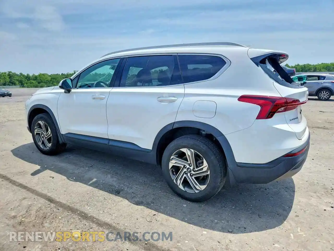 2 fotografías del automóvil dañado 5NMS2DAJ8PH558531 HYUNDAI SANTA FE 2023