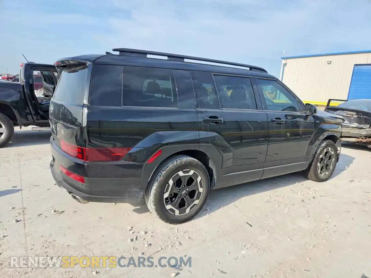3 Фотография поврежденного автомобиля 5NMP24GL1SH131005 HYUNDAI SANTA FE 2025