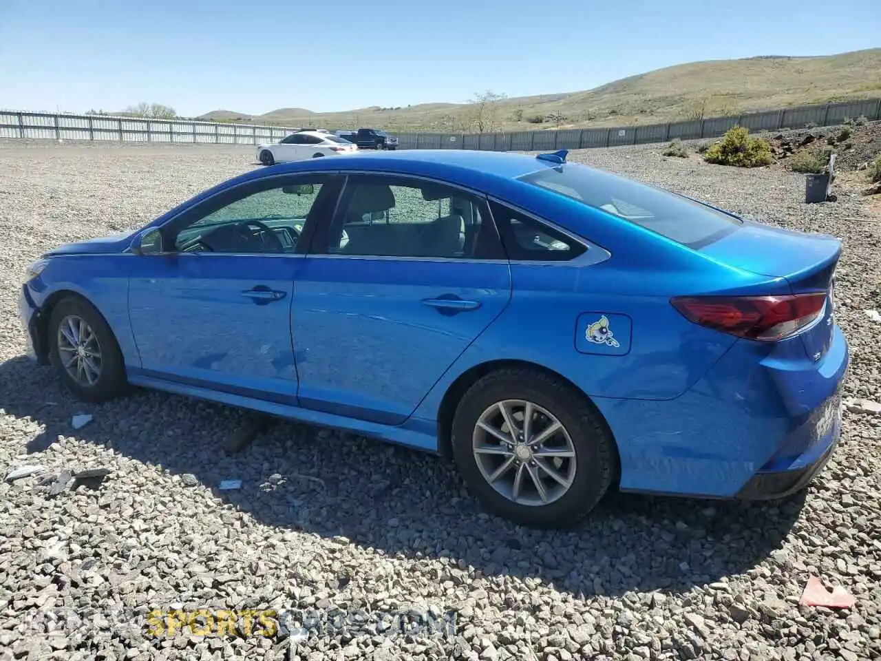 2 Photograph of a damaged car 5NPE24AF2KH770569 HYUNDAI SONATA 2019