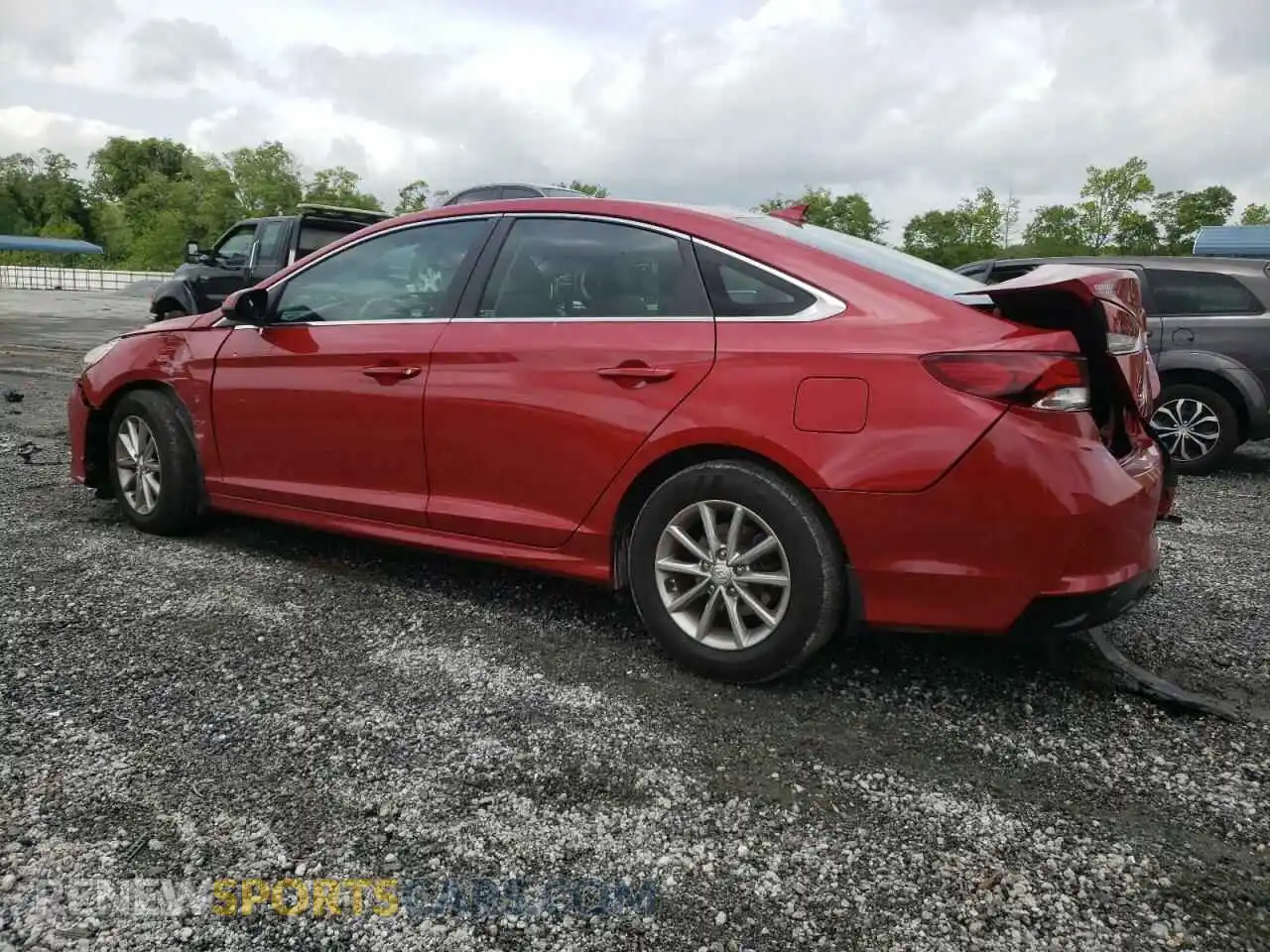 2 Photograph of a damaged car 5NPE24AF5KH796325 HYUNDAI SONATA 2019