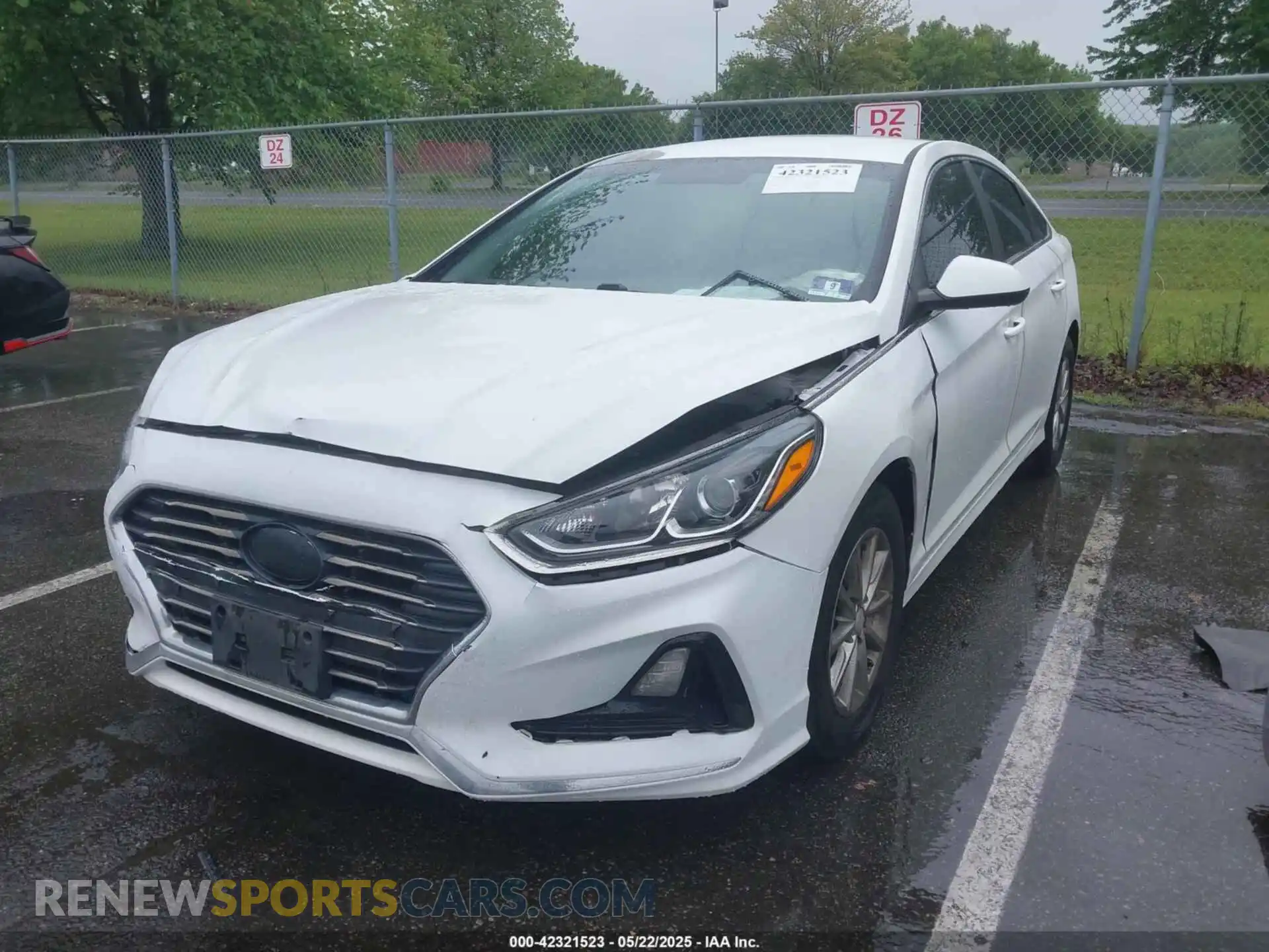 2 Photograph of a damaged car 5NPE24AF6KH741981 HYUNDAI SONATA 2019