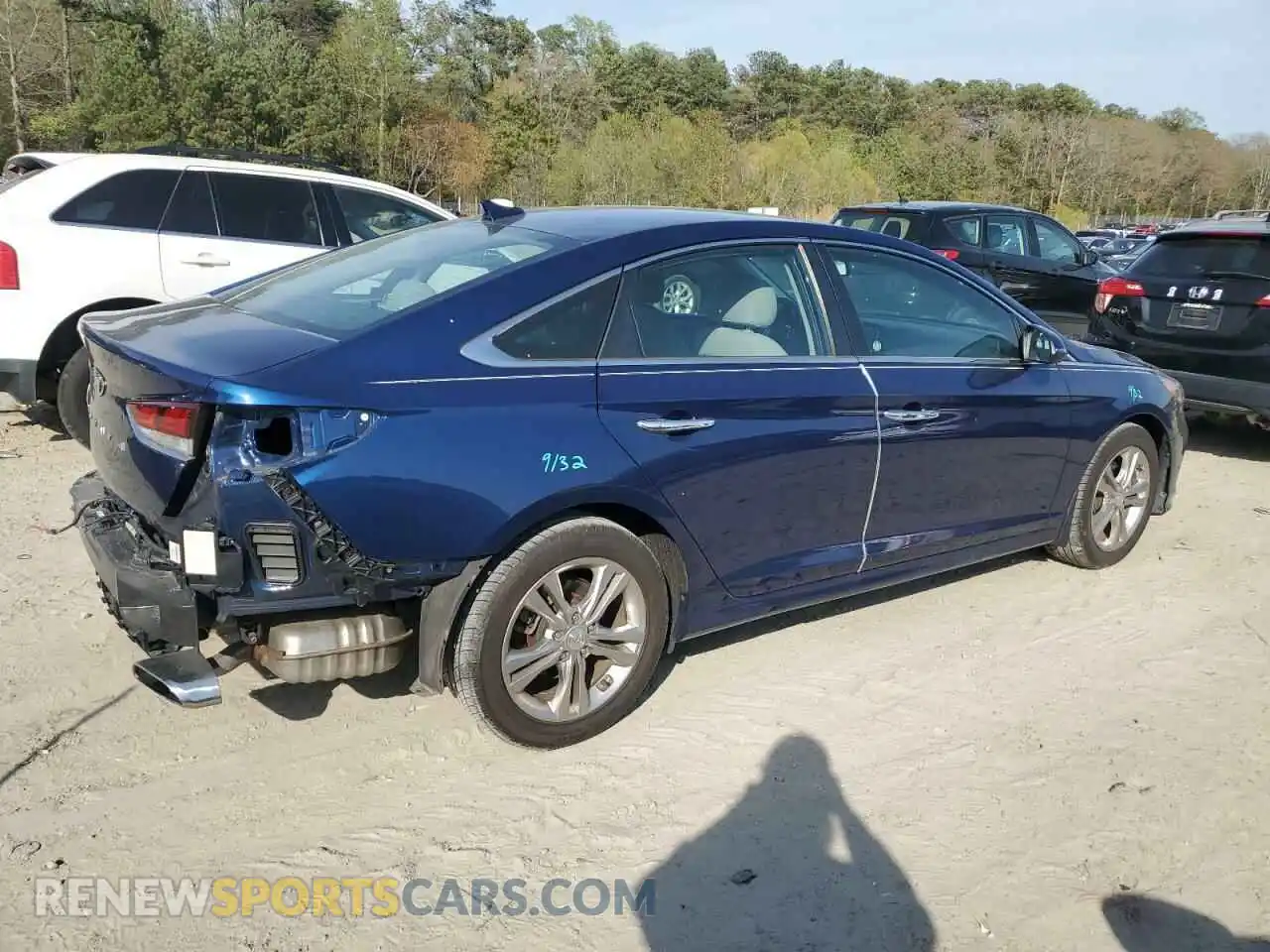 3 Фотография поврежденного автомобиля 5NPE34AF4KH738087 HYUNDAI SONATA 2019