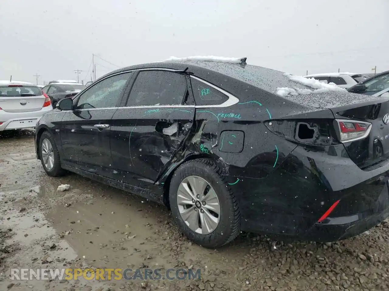 2 Фотография поврежденного автомобиля KMHE24L32KA088149 HYUNDAI SONATA 2019