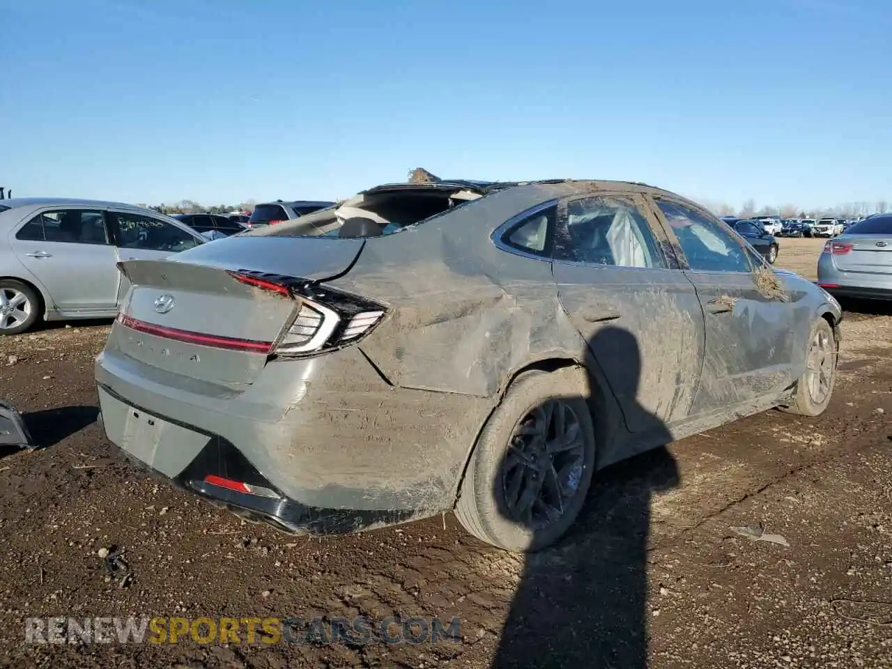 3 Photograph of a damaged car 5NPEF4JAXLH035350 HYUNDAI SONATA 2020