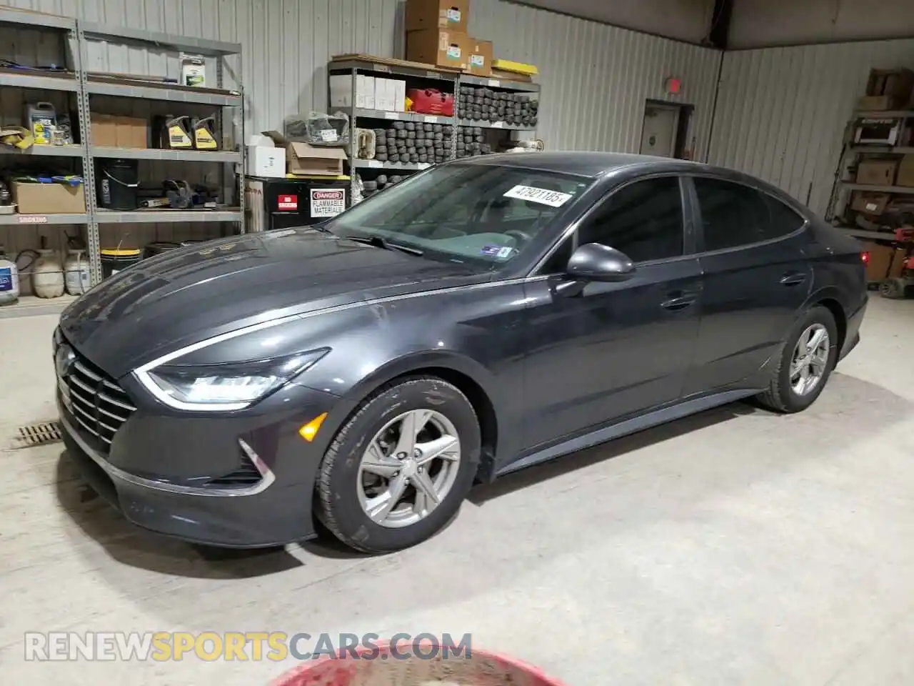 1 Photograph of a damaged car 5NPEG4JA8LH008743 HYUNDAI SONATA 2020
