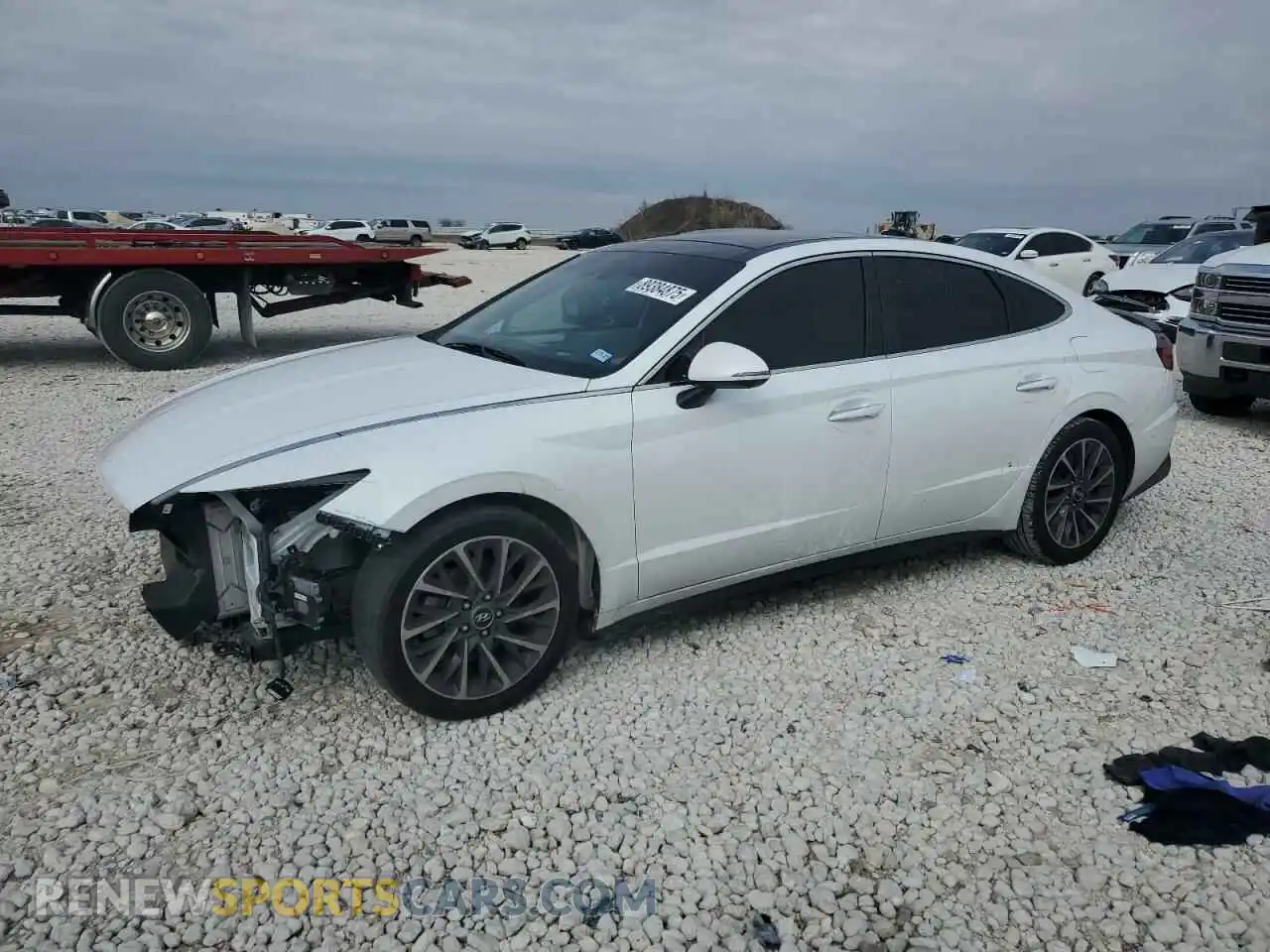1 Photograph of a damaged car 5NPEH4J27LH023580 HYUNDAI SONATA 2020