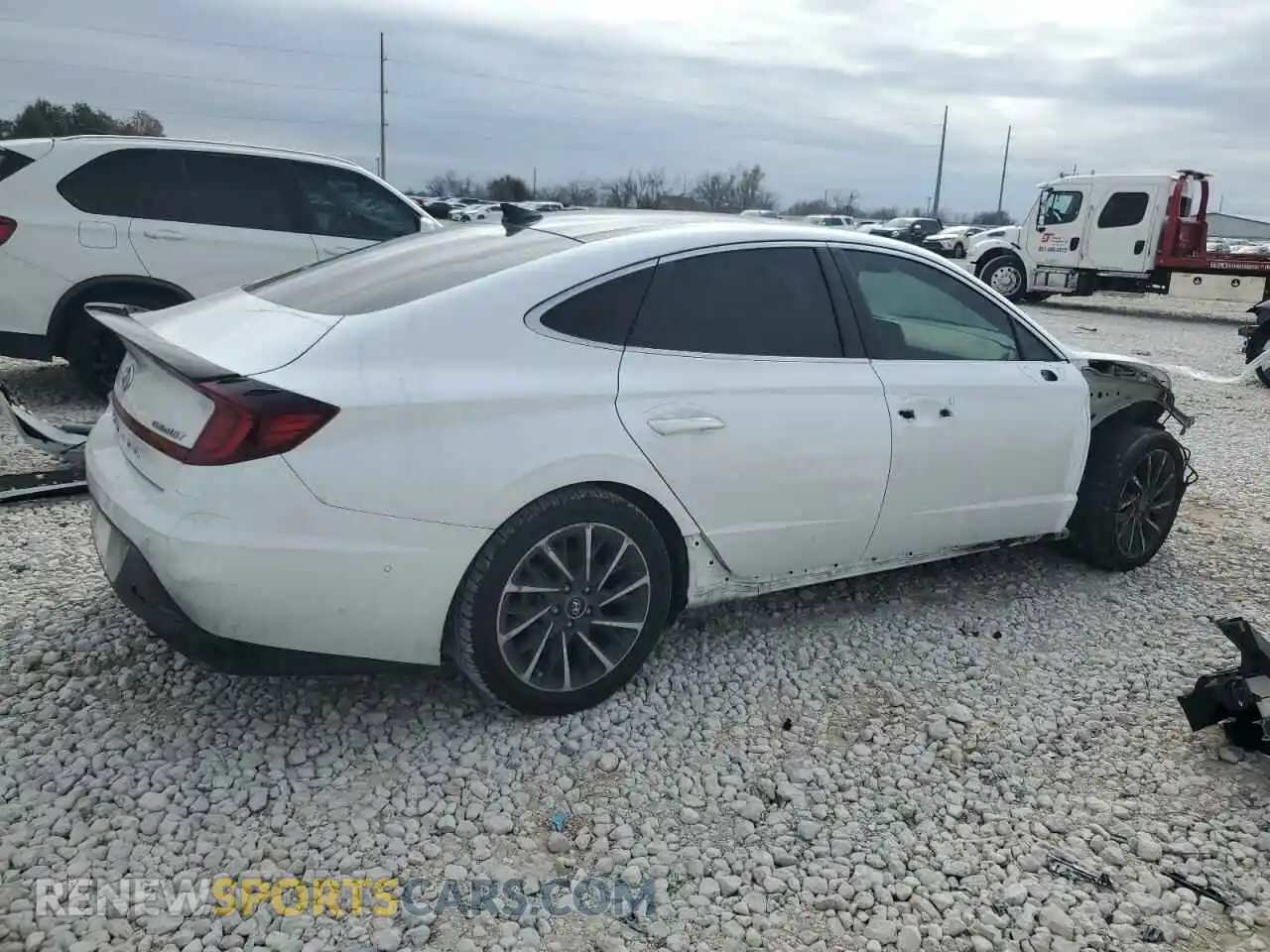 3 Photograph of a damaged car 5NPEH4J27LH023580 HYUNDAI SONATA 2020