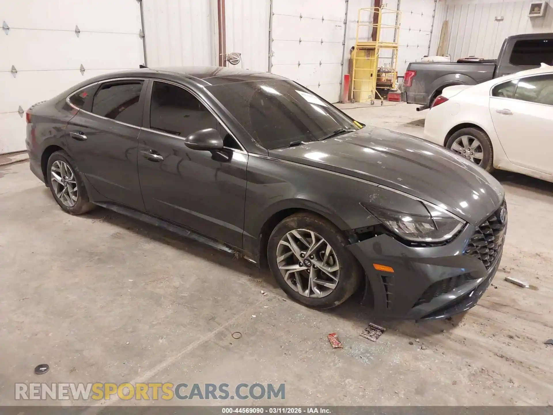 1 Photograph of a damaged car 5NPEF4JA0MH083439 HYUNDAI SONATA 2021